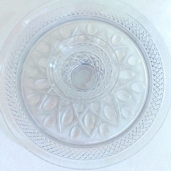 Vintage 1930s Imperial Glass Cape Cod Footed Cake Stand Plate Chip & Dip Platter - Picture 2 of 8